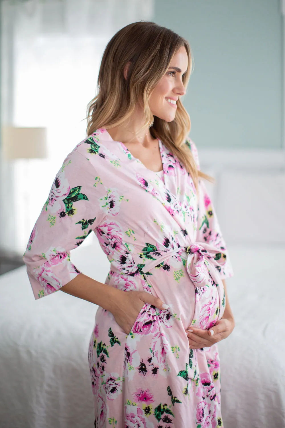 Amelia Robe